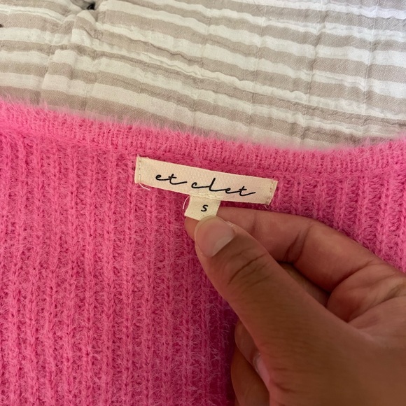 Boutique Pink Fuzzy Wrap Crop Top - Picture 7 of 8